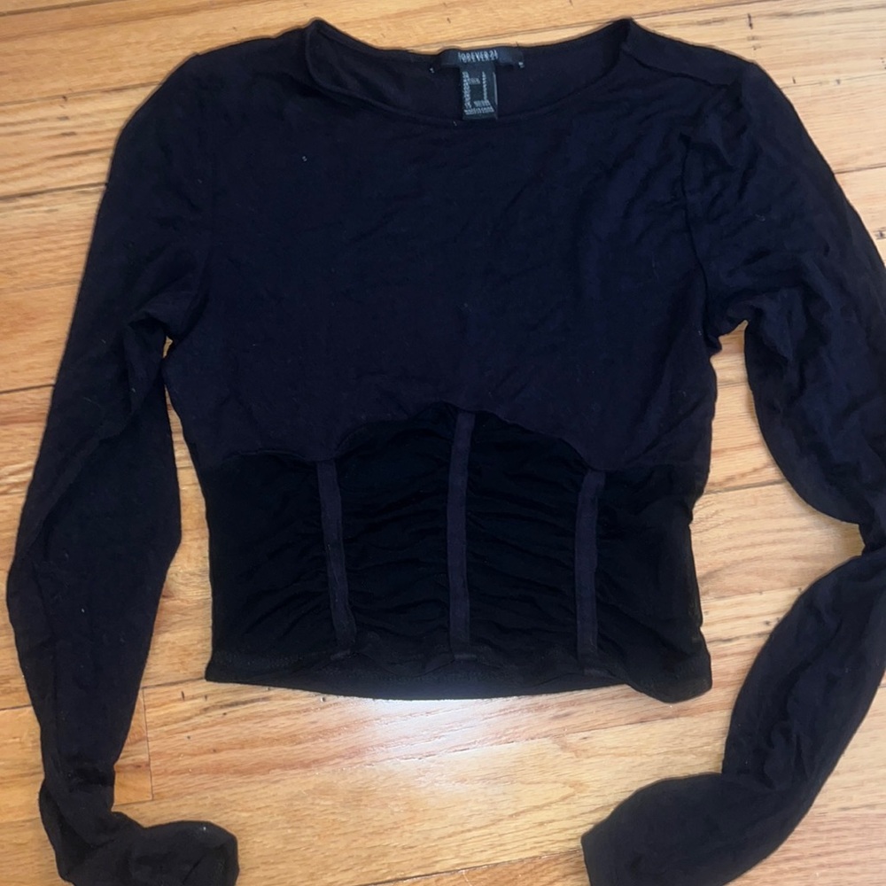 Long sleeve crop top
